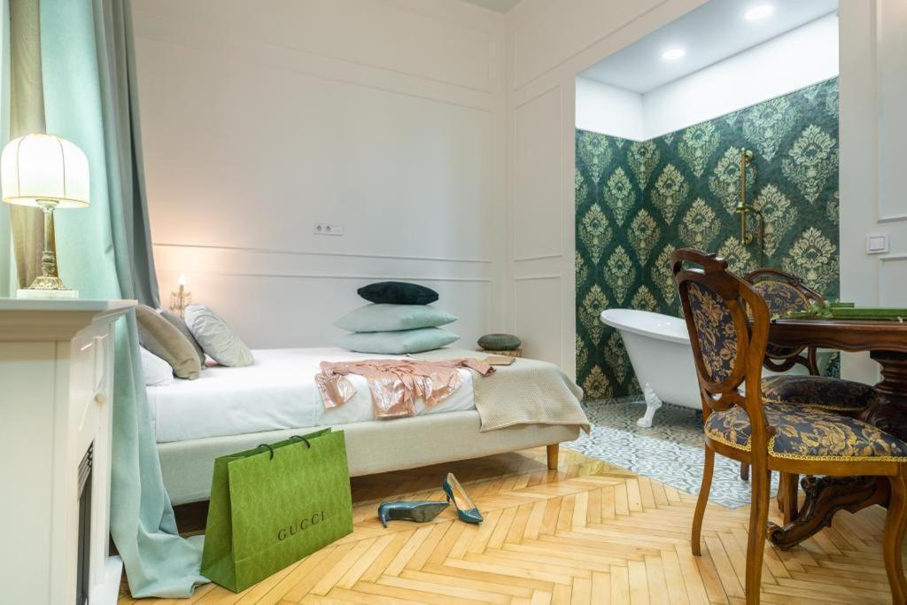 Regina Apartments On Kiraly Street Budapest Kültér fotó