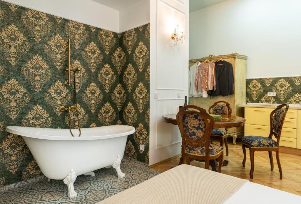 Regina Apartments On Kiraly Street Budapest Kültér fotó